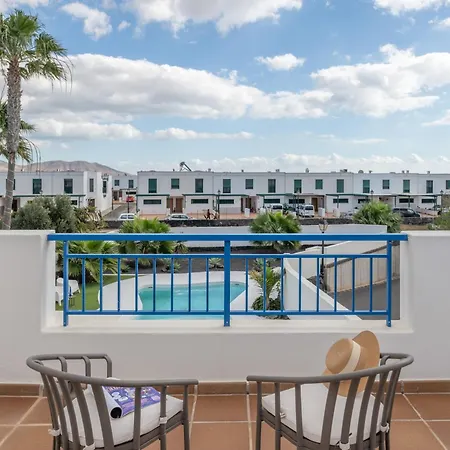 Oasis 138 Playa Blanca (Lanzarote)